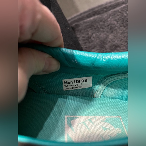 Vans (shoe tub) men’s 9.5 woman’s 11 - Picture 4 of 6